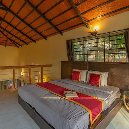 Hotel Q Swarga Retreat Attigundi Esterno foto