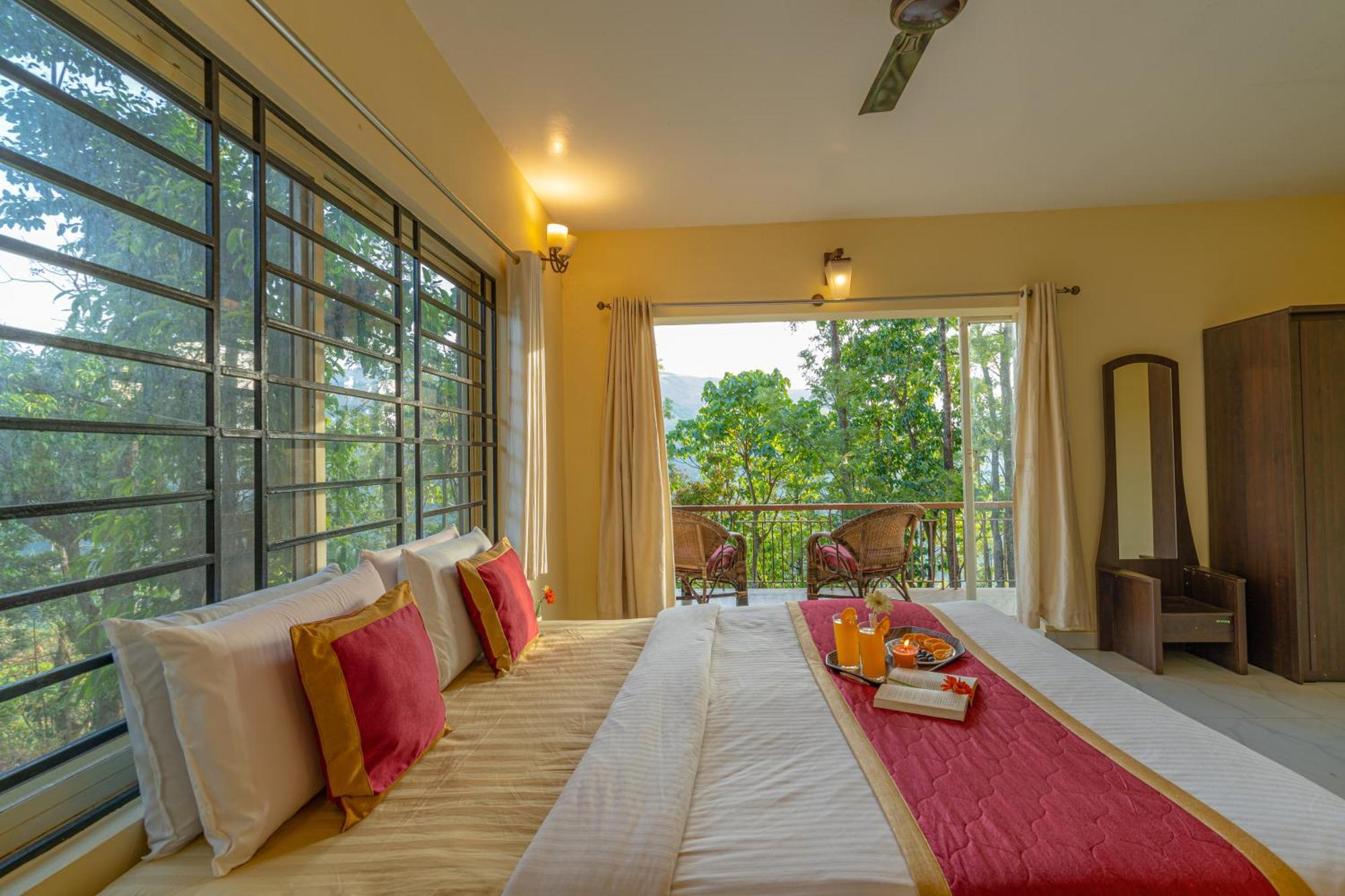 Hotel Q Swarga Retreat Attigundi Esterno foto