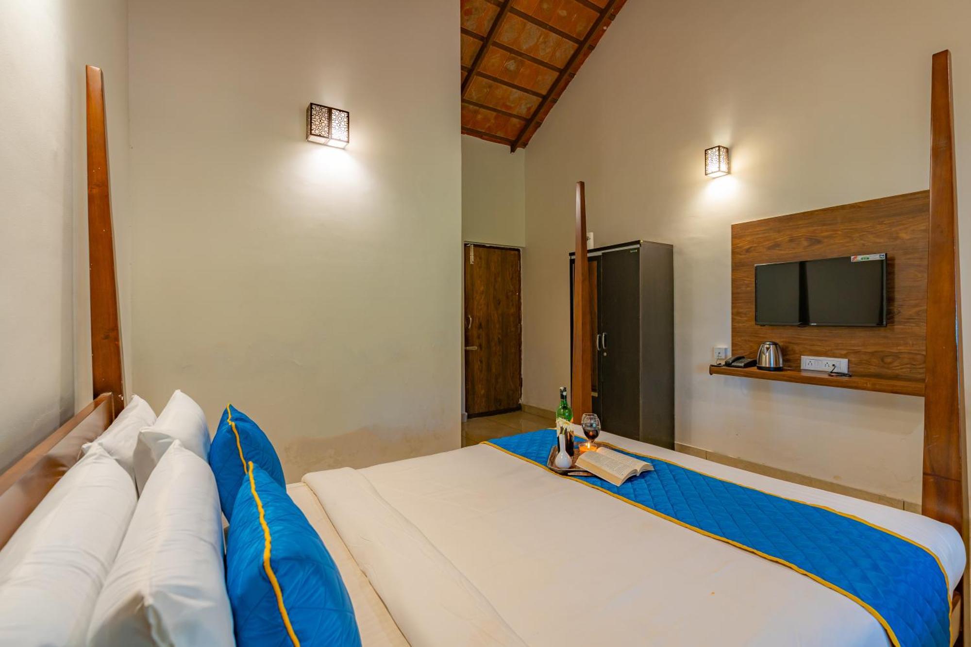 Hotel Q Swarga Retreat Attigundi Esterno foto