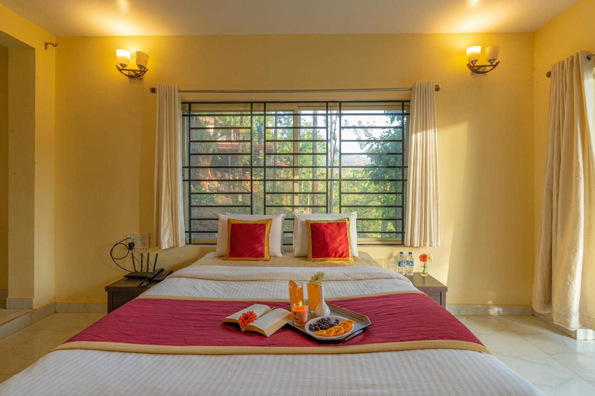 Hotel Q Swarga Retreat Attigundi Esterno foto
