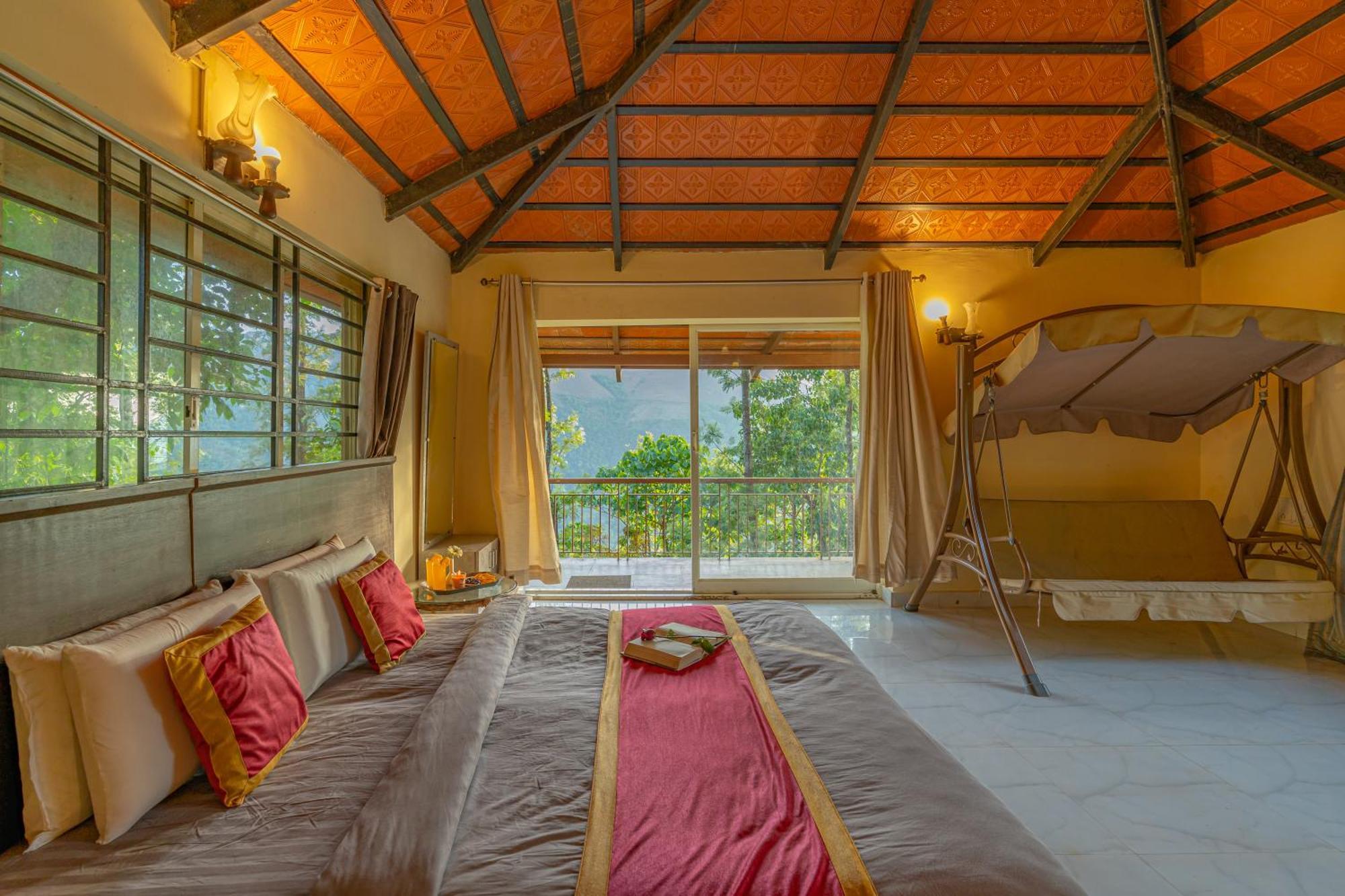 Hotel Q Swarga Retreat Attigundi Esterno foto